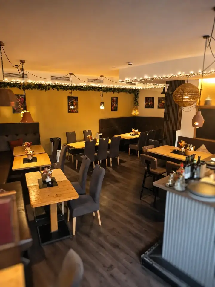 Inside the restaurant – Pizzeria Napoli Kaprun